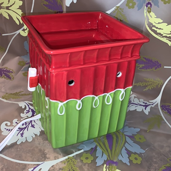 Scentsy Countdown to Christmas warmer, EUC - Picture 4 of 6